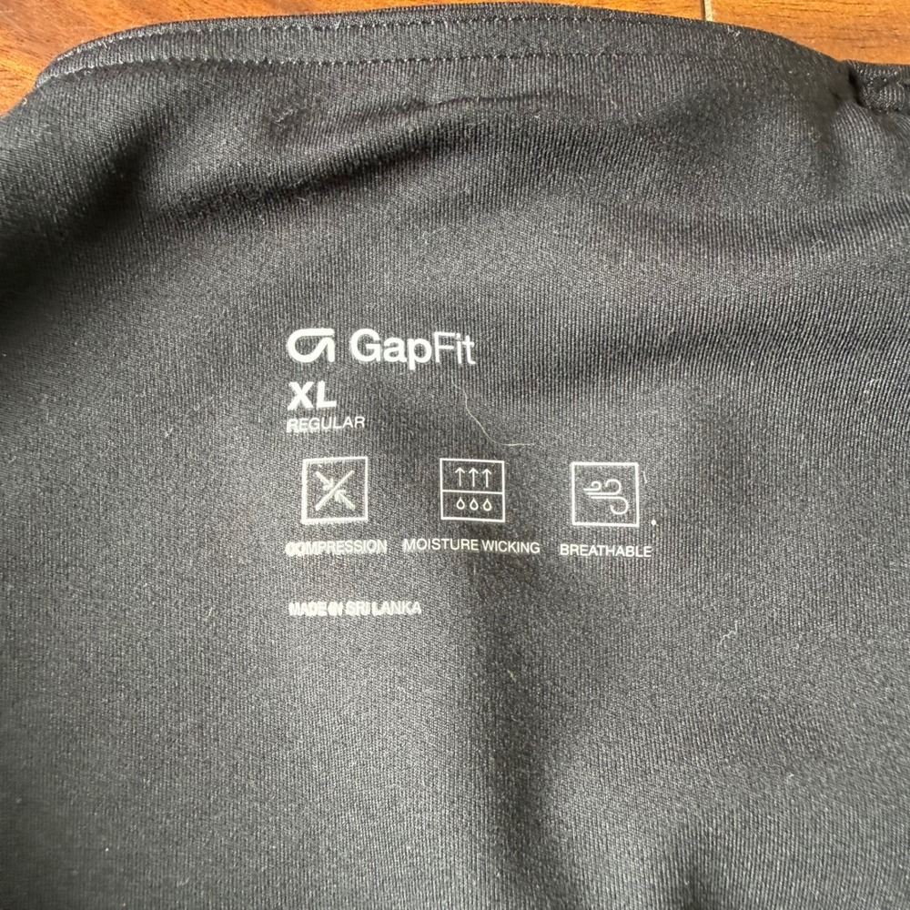 GapFit Womens XL Black Compression Biker Short Legging Moisture Wicking Workout - Picture 4 of 9